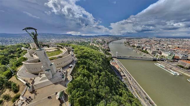 Adrienn Apartment บูดาเปสต์ ภายนอก รูปภาพ